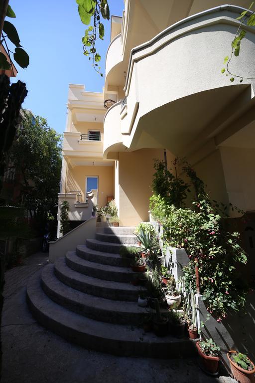Lilian Apartments بودفا الغرفة الصورة