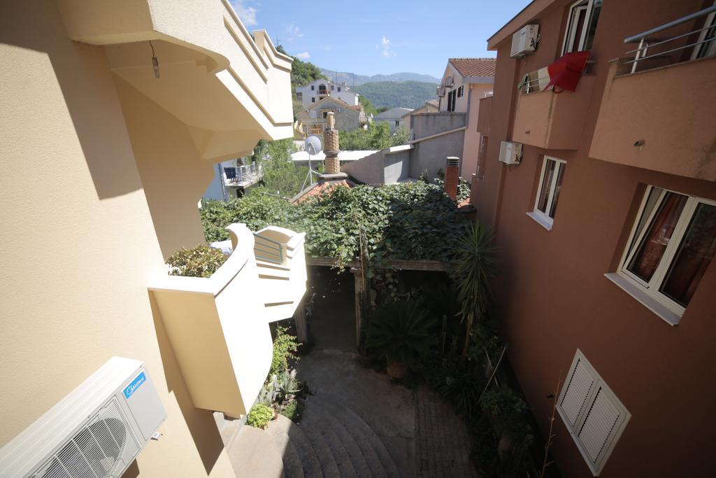 Lilian Apartments بودفا المظهر الخارجي الصورة