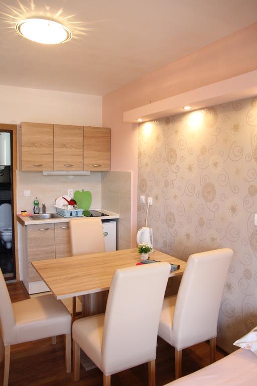 Lilian Apartments بودفا المظهر الخارجي الصورة