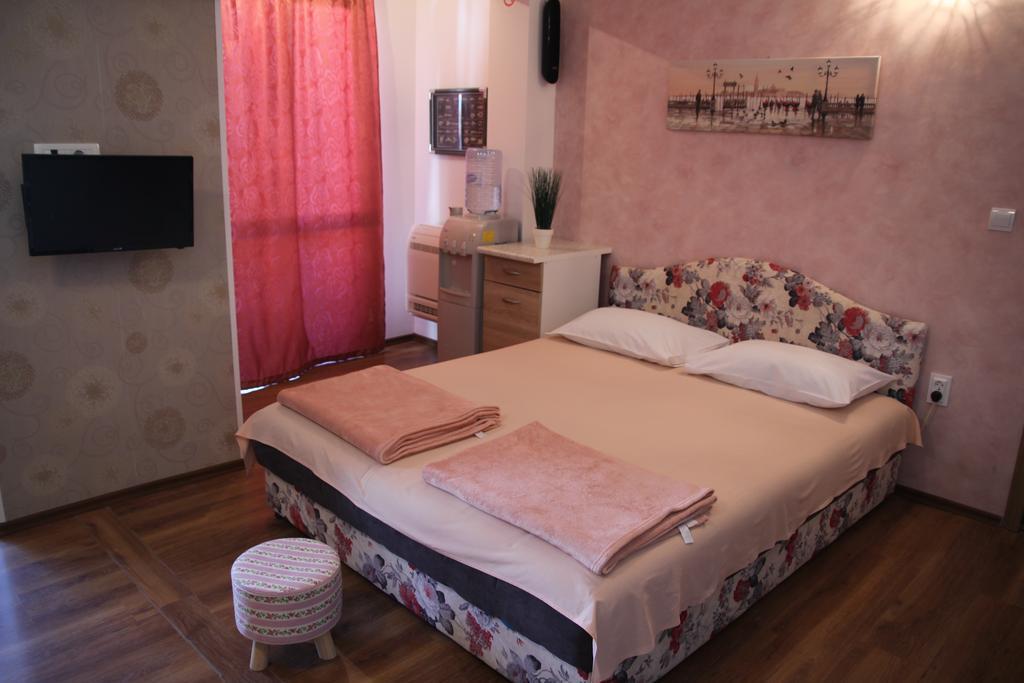Lilian Apartments بودفا المظهر الخارجي الصورة